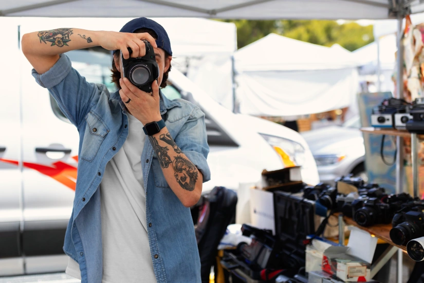 From Secondhand PS5 to Camera | Find the Best Delhi Camera Market